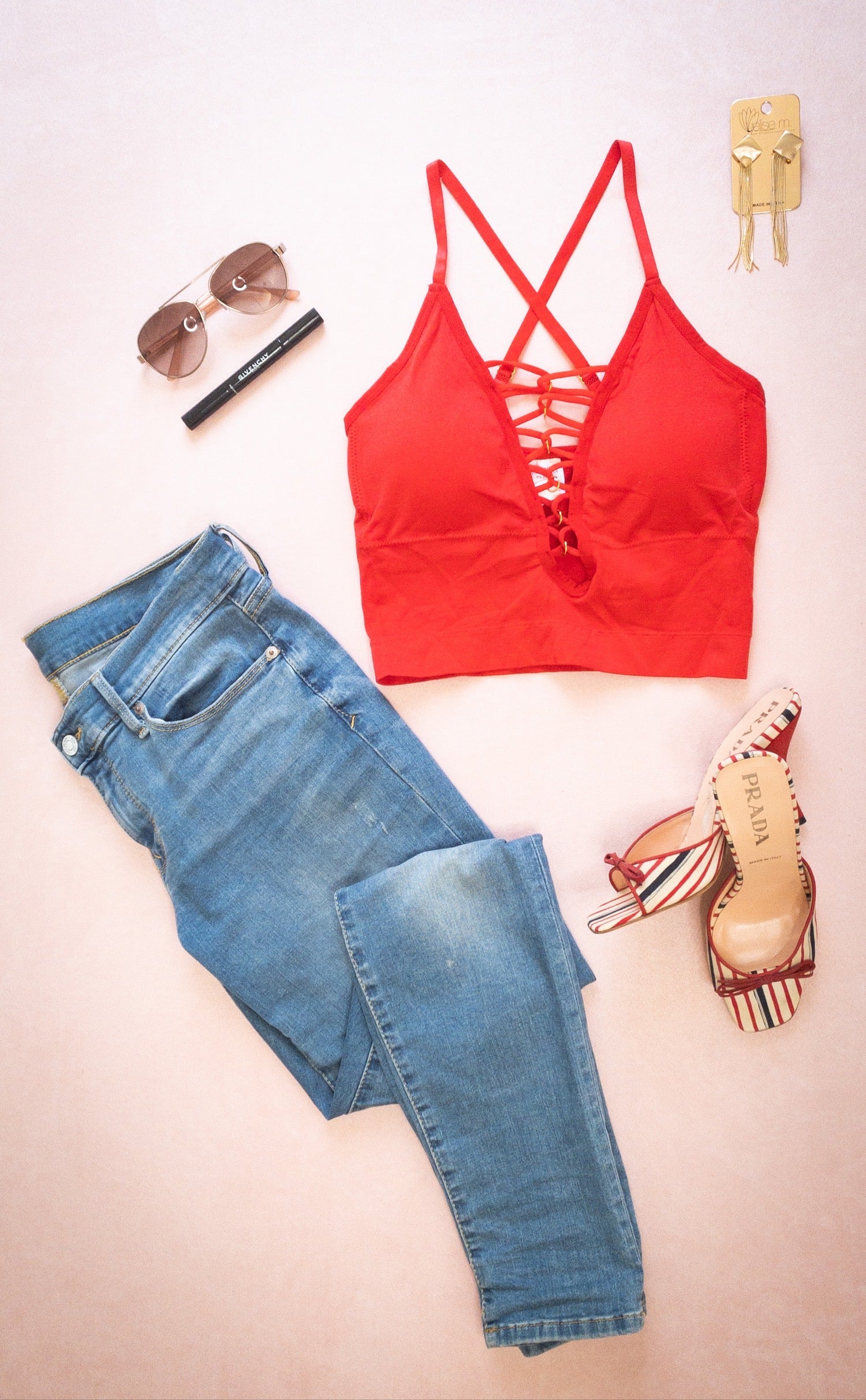 DANIELA MULTI RING FRONT SEAMLESS BRALETTE